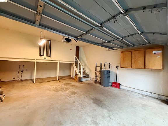 2nd image of 24198 Lama Rd