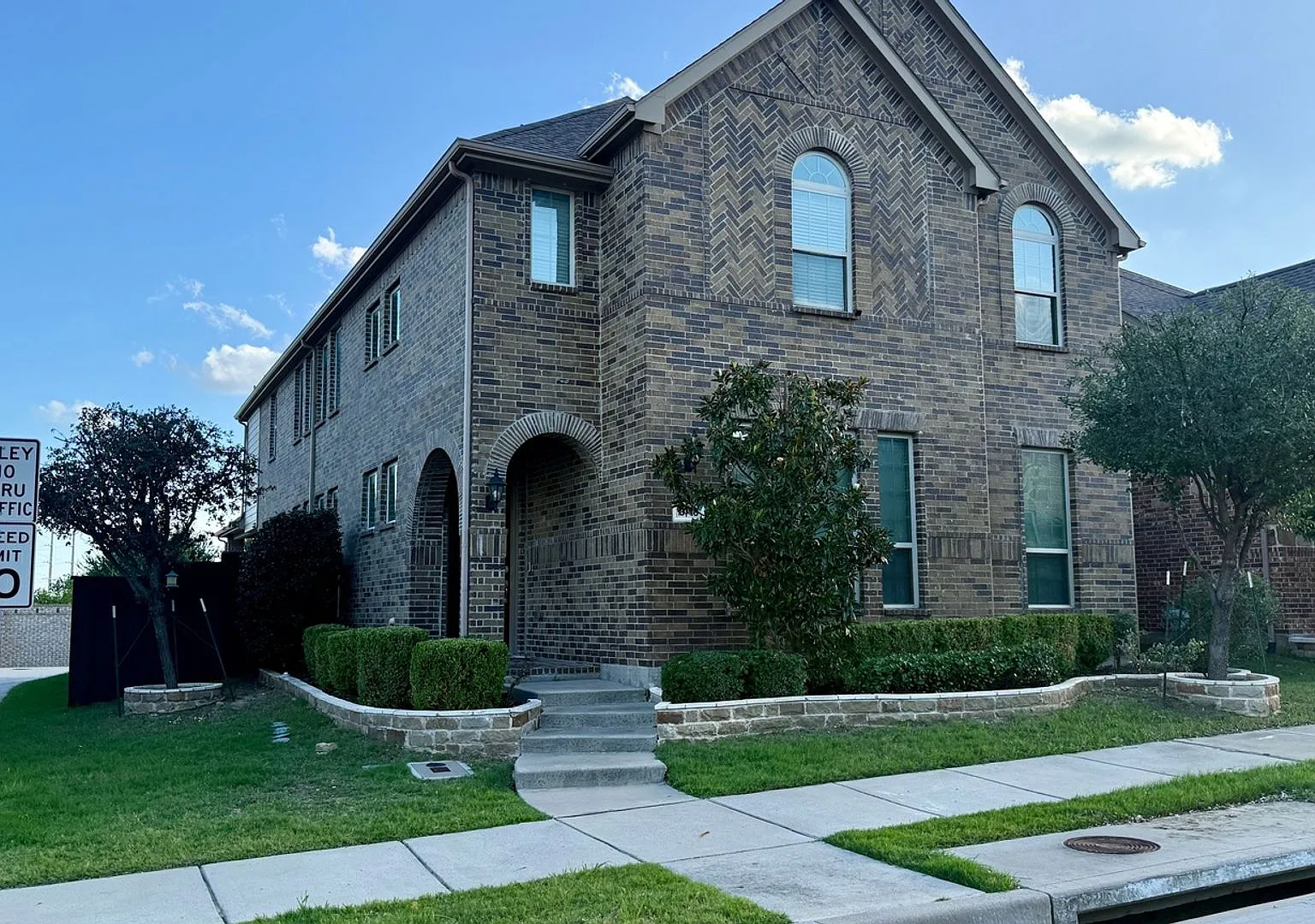 Spacious 4BR House in Irving | Coppell ISD — Photo 1