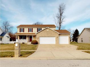 818 Phillip Cir, Forsyth, IL 62535