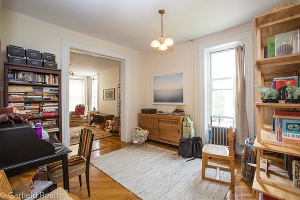 Rented by Garfield Realty  | media 20