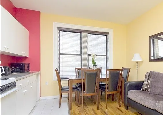 Rented by Mdrn Residential | media 19