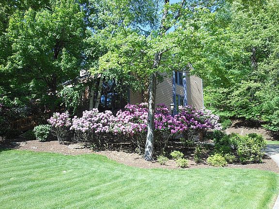Welcome to 1806 Wilderness Circle in the North Park Villa