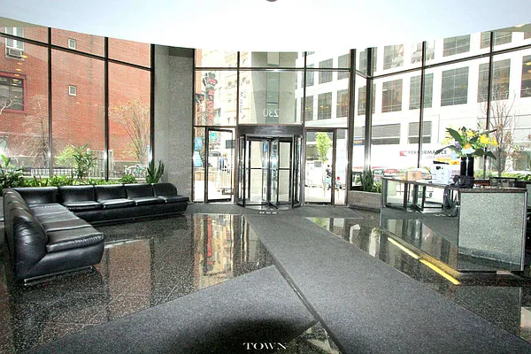 Rented by Town Residential | media 15