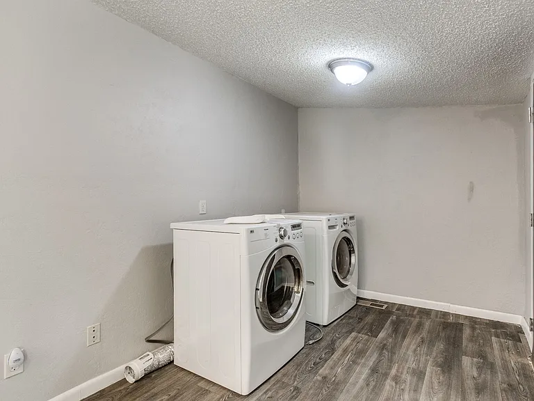 Washer/Dryer NOT INCLUDED