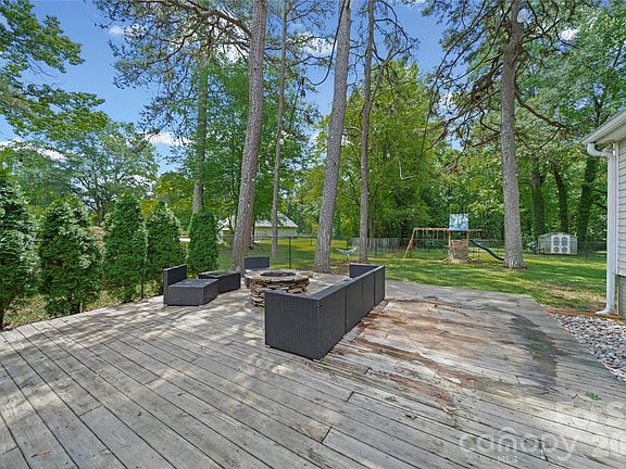 2nd image of 600 McAdenville Rd