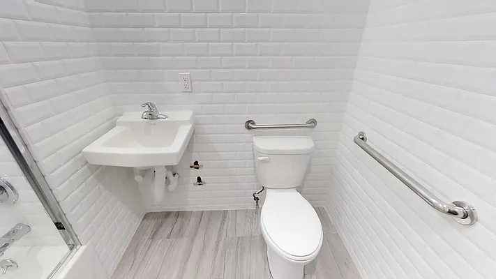 Rented by Oxford Property Group | media 18