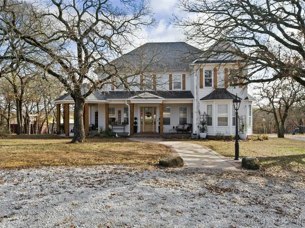 7590 Mount Washington Rd, Ardmore, OK 73401