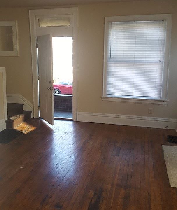 1st image of 241 E 12th Ave