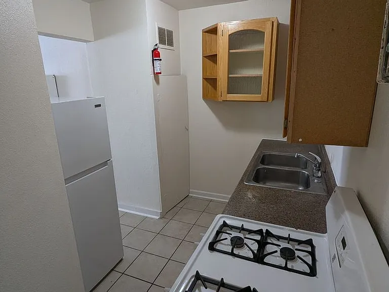 726 N 3rd St #2 — Photo 11