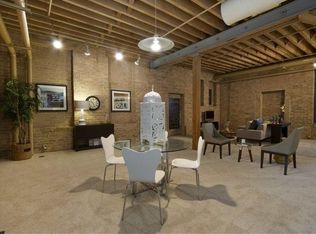 1352 N Wells St #PGM100, Chicago, IL 60610