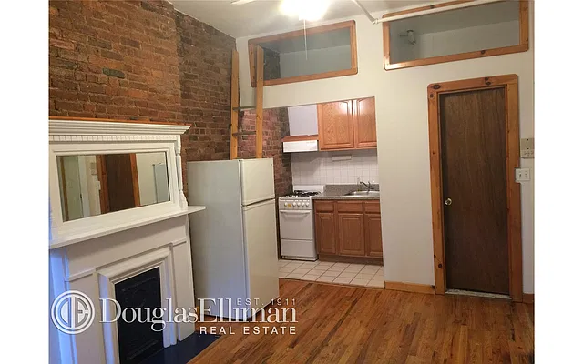 Rented by Douglas Elliman | media 2