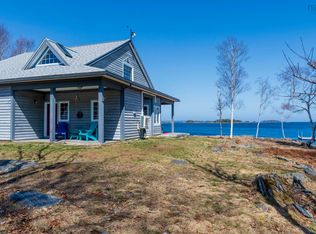 139 Pine Dr, Lunenburg, NS B0J 2C0