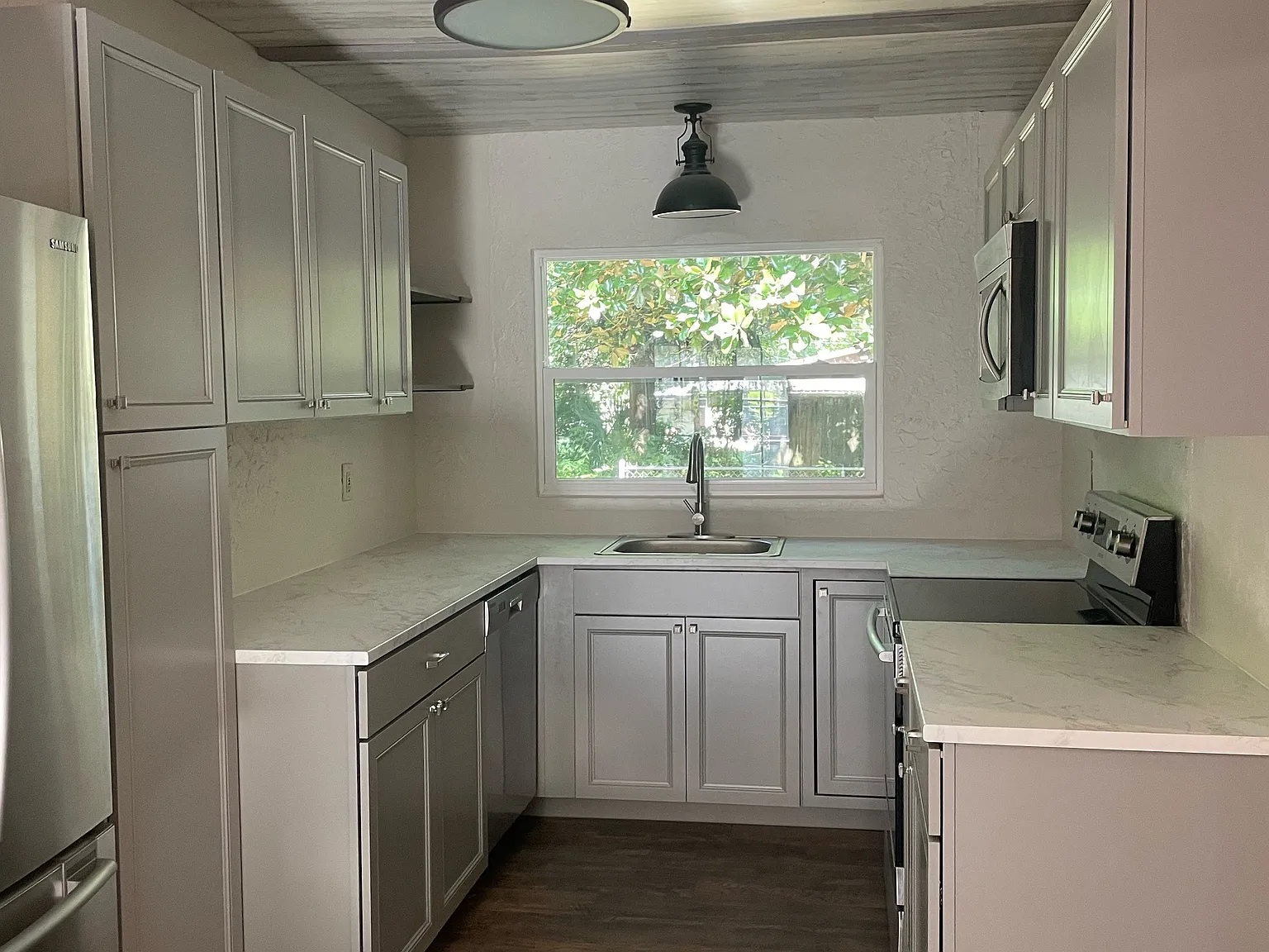 2 bed, 1427 sqft, $1,500 — Photo 1