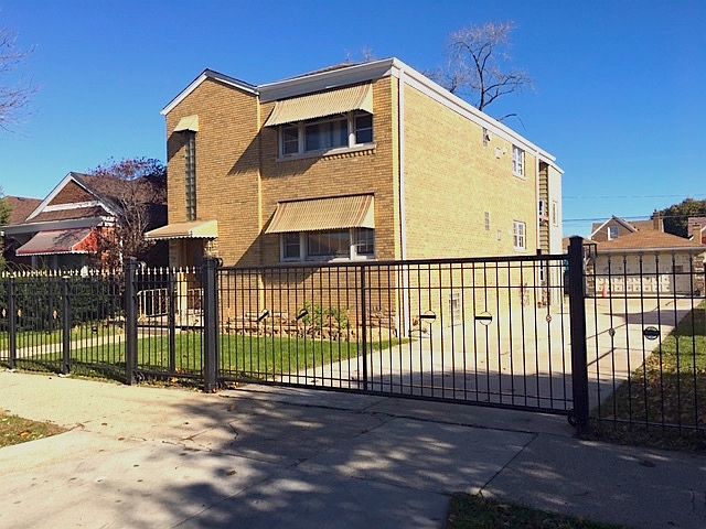 1st image of 5611 S Kostner Ave