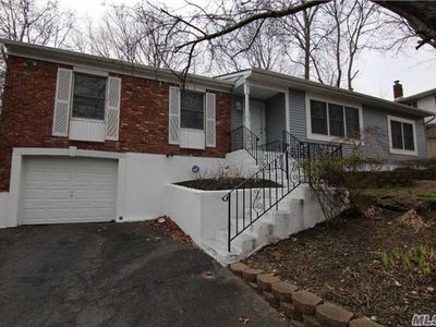 22 Birch Dr, Ronkonkoma, NY, 11779