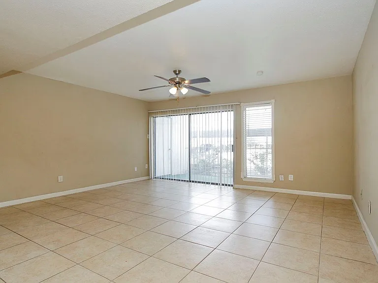 2822 S Bartell Dr #6 — Photo 7
