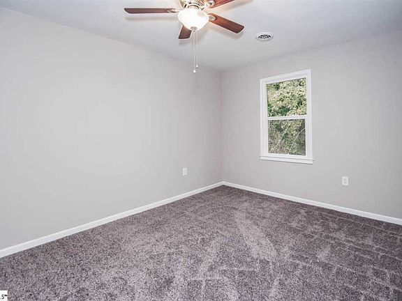 5th image of 816 Plantation Dr
