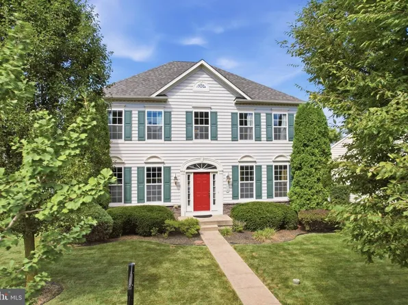 116 Hart Dr, Perkasie, PA 18944