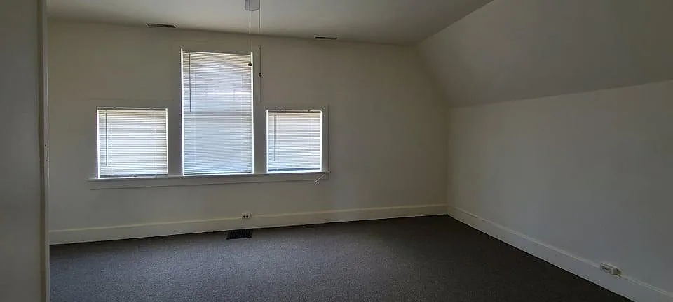 2 bed, 900 sqft, $850 — Photo 4