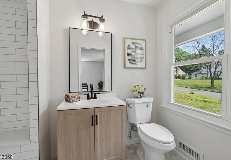 31 Bradwahl Dr — Photo 13