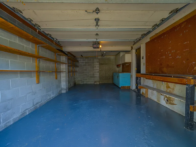 4363 Medina Dr — Photo 15