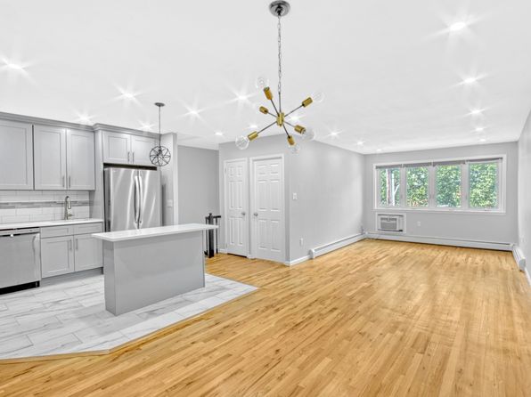 7246 Bergen Ct FLOOR 2