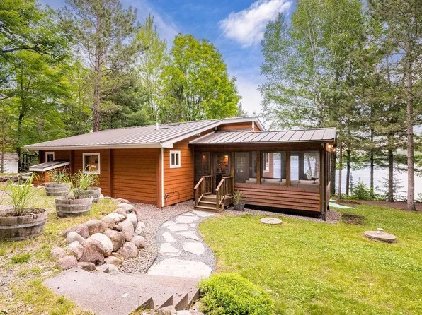 7338 S Maranatha Rd, Lake Nebagamon, WI 55849