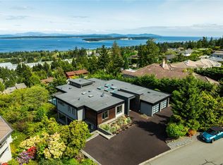 8853 Park Pacific Ter, North Saanich, BC