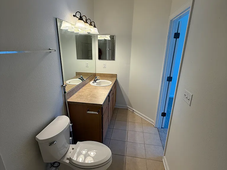 13036 Sunset Lake Dr — Photo 17