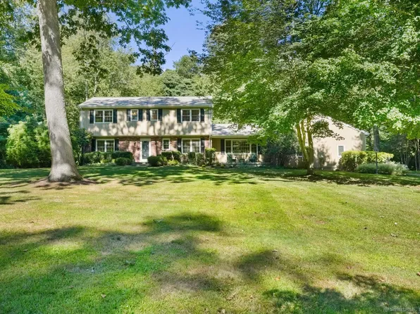 545 Surrey Lane, Fairfield, CT 06824