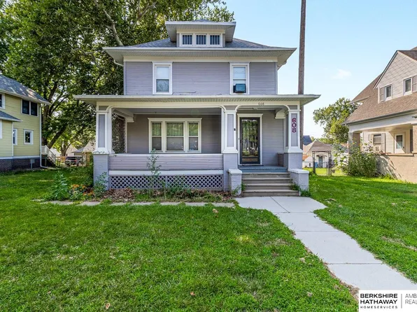 608 N Thomas Ave, Oakland, NE 68045