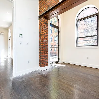 Rented by Nooklyn NYC LLC | media 41
