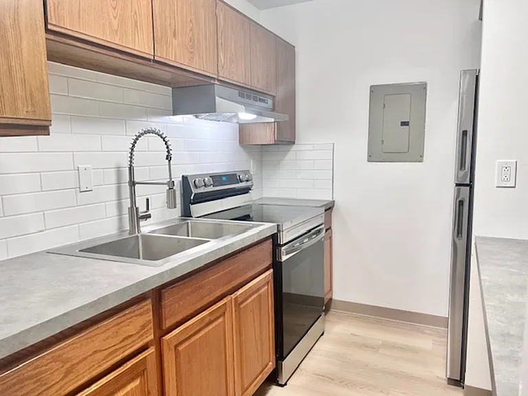 Acres Crossing Apartments — Photo 3