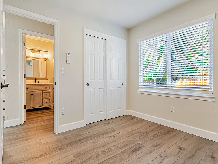 616 Rincon Dr — Photo 17