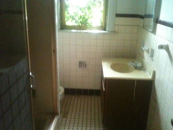 5th image of 1629 S Argyle Pl