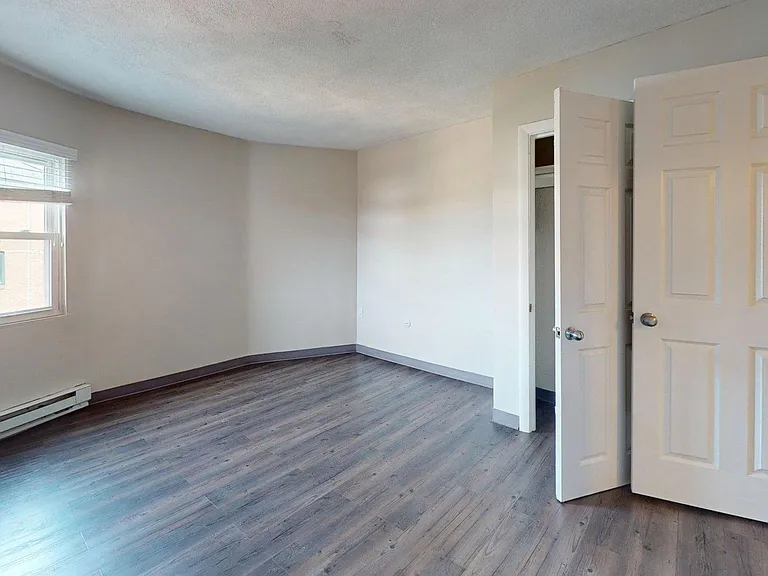 300 Meridian St #7 — Photo 5