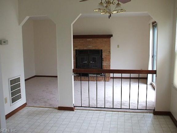 5th image of 1836 Ewing Pl