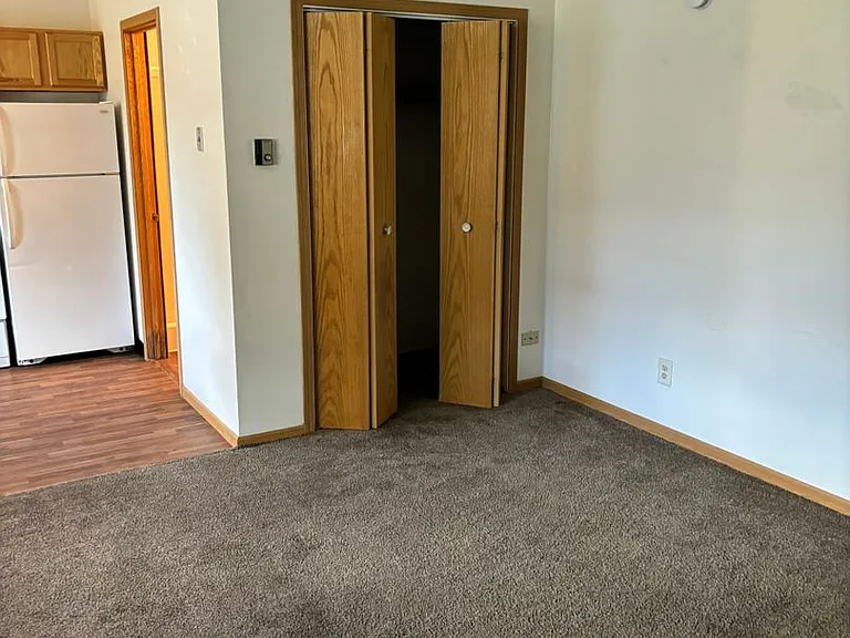 1401 Harlyn Ave — Photo 6