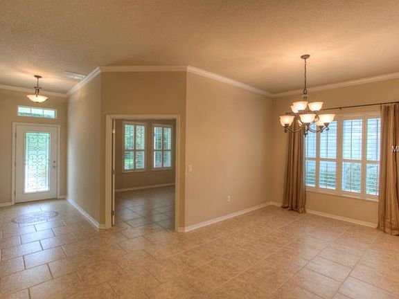3rd image of 5839 Parkset Dr