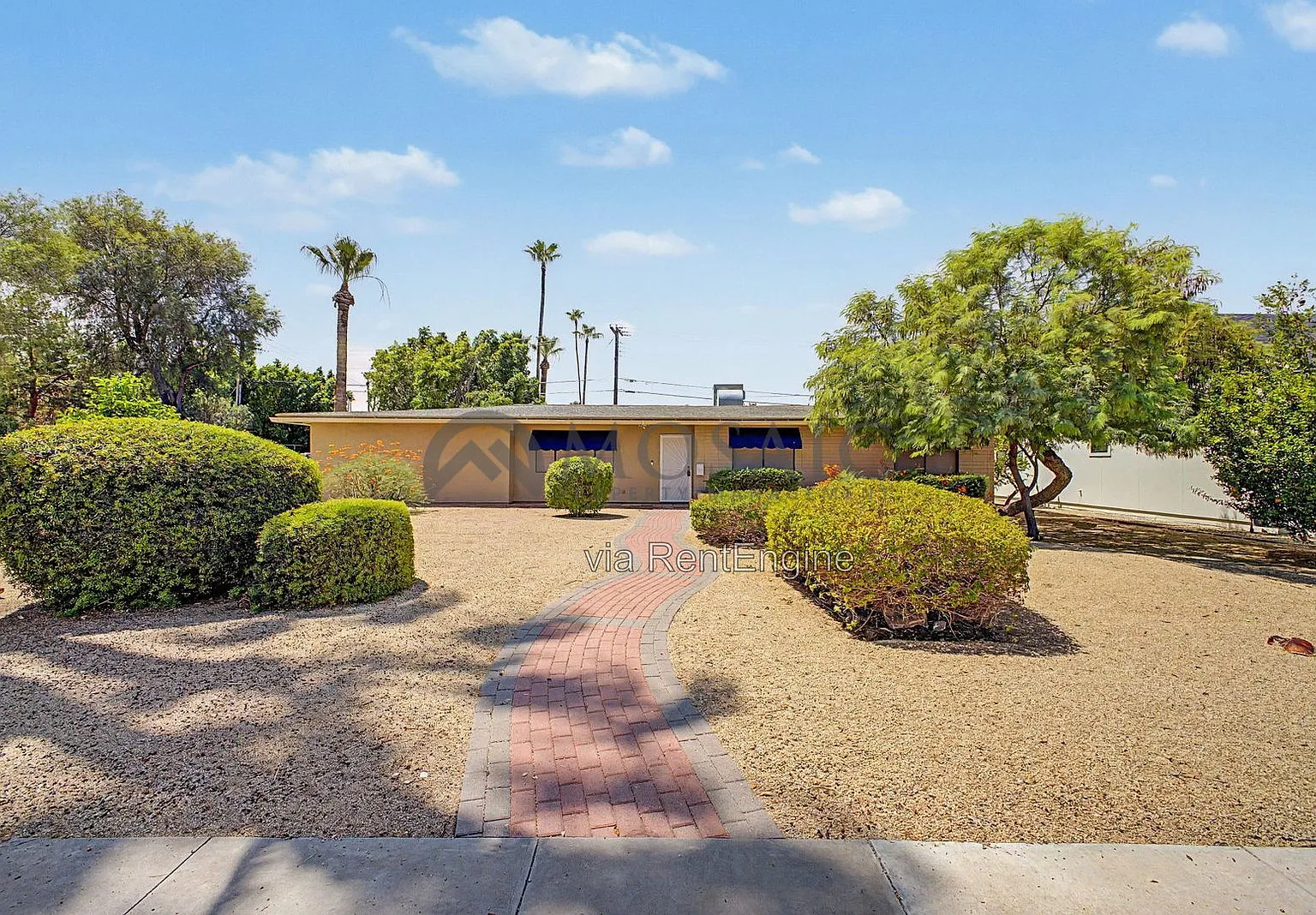3 bed, 2.0 bath, 1693 sqft, $2,995 — Photo 1
