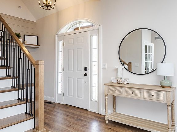 5th image of 1651 N 2800 East Rd