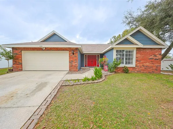 2101 Darlington Oak Dr, Seffner, FL 33584