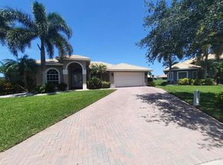 407 SW Egret Lndg, Port Saint Lucie, FL 34953