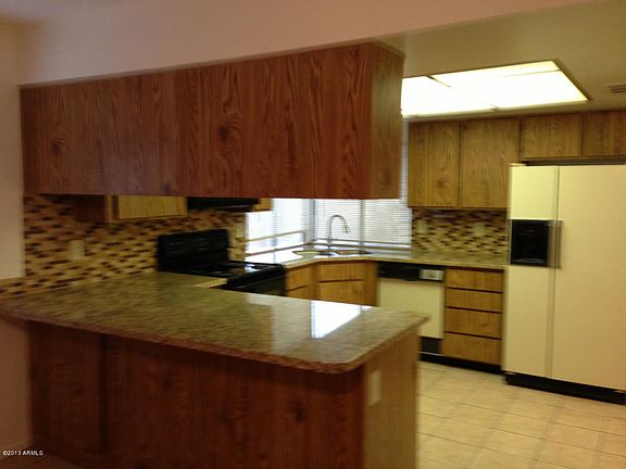 3rd image of 10222 N 44th Dr