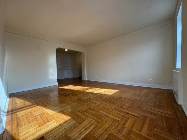 47-09 Skillman Avenue image 6 of 12