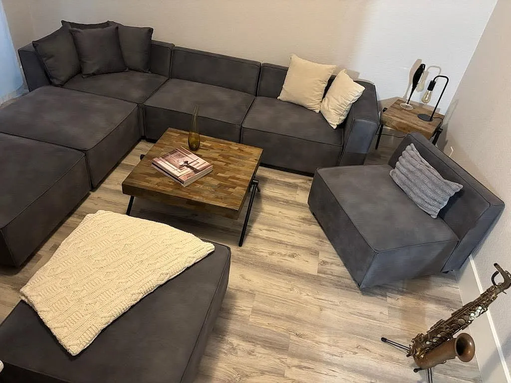 2 bed, $5,000 — Photo 3