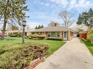 611 Wesley Dr, Park Ridge, IL 60068