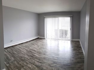 10220 Ridgeland Ave APT C5, Chicago Ridge, IL 60415