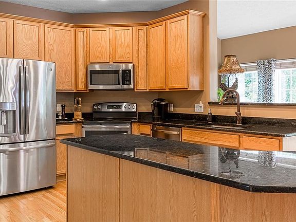 5th image of 11248 Glen Abbey Dr