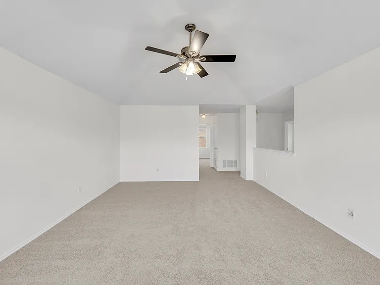 13221 Elmhurst Dr — Photo 29